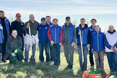 В «Качкарском Маре» высадили 200 деревьев